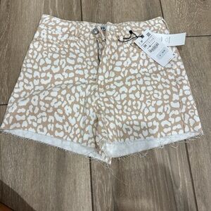 Zara Tan and White leopard print Women's Shorts